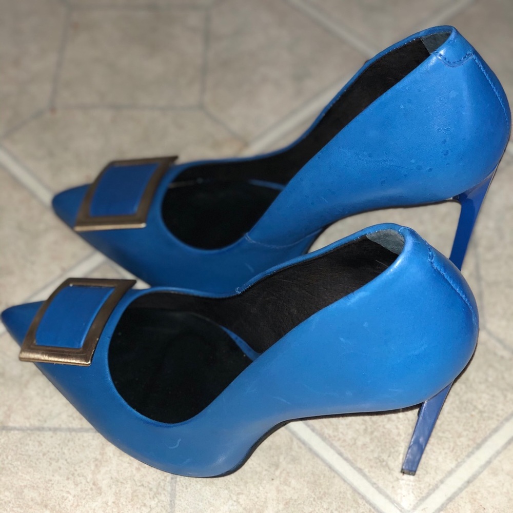 Blue Kurt Geiger heels